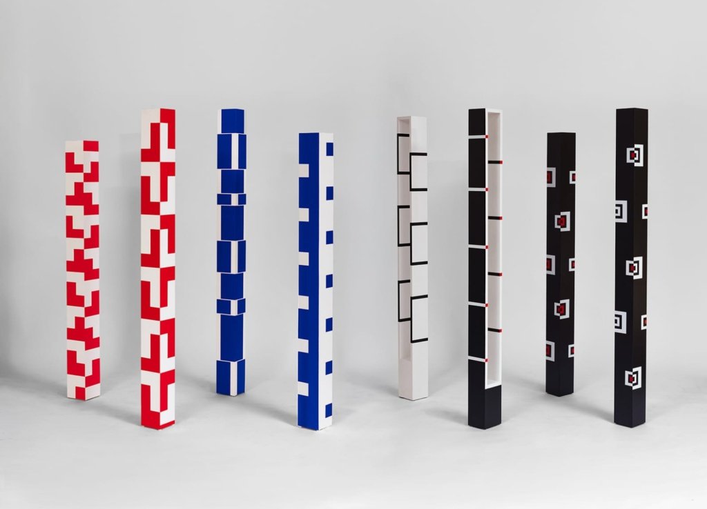 175 x 14 cm (cada). Roma Drumond. Acrílica sobre tela sobre madeira